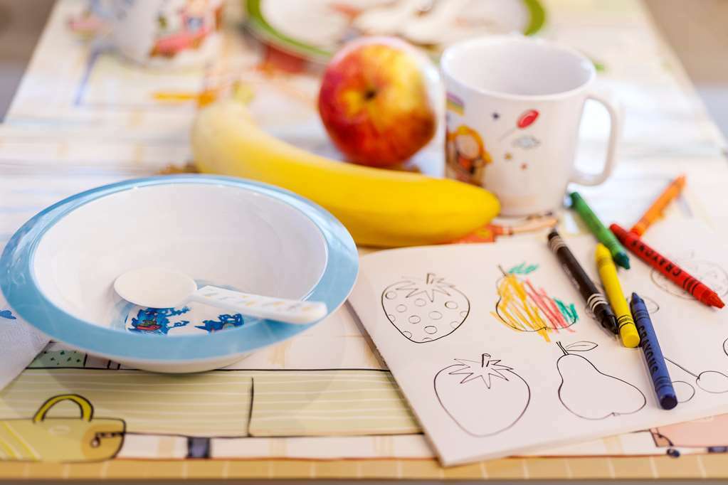 Nh Collection Eindhoven Centre Hotel Restaurant photo Childcare